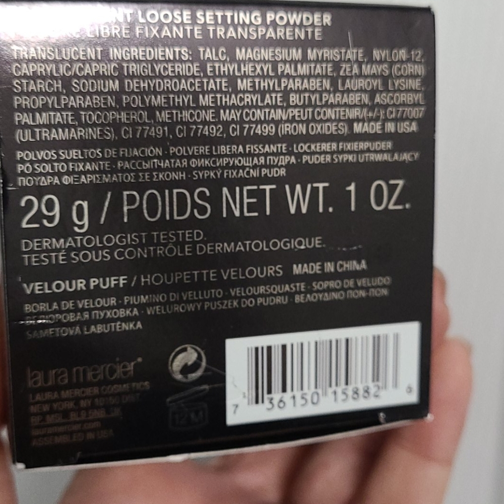 NEW Laura mercier setting powder w/puff - Picture 3 of 4